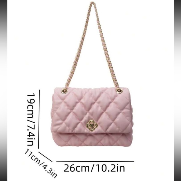 Pink quilted purse - Picture 7 of 7